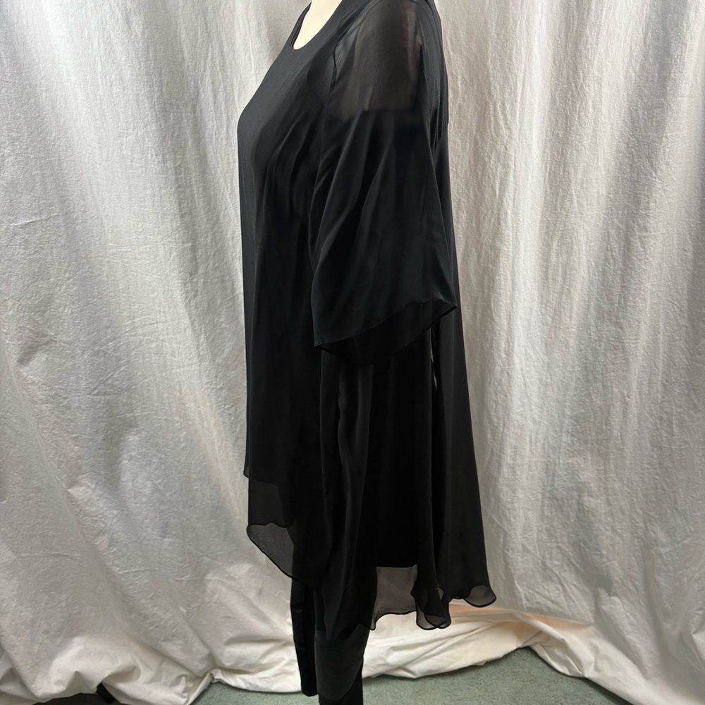 Theyskens' Theory
Autre Marque Dalmy Fishu Dress Black Dark Grey 4 - Picture 8 of 16